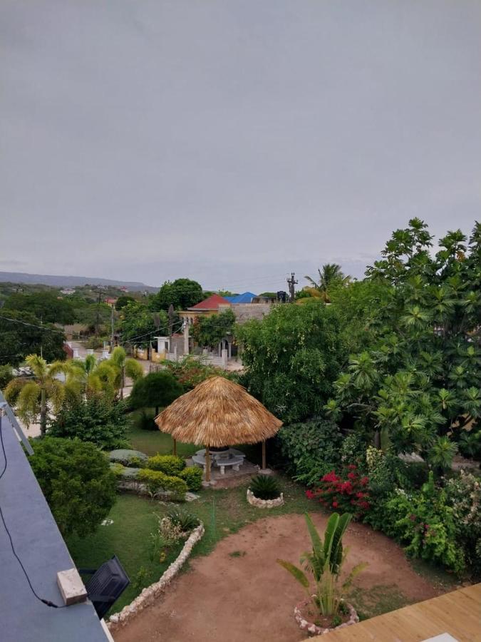 Eliwes Villa Treasure Beach Exteriér fotografie